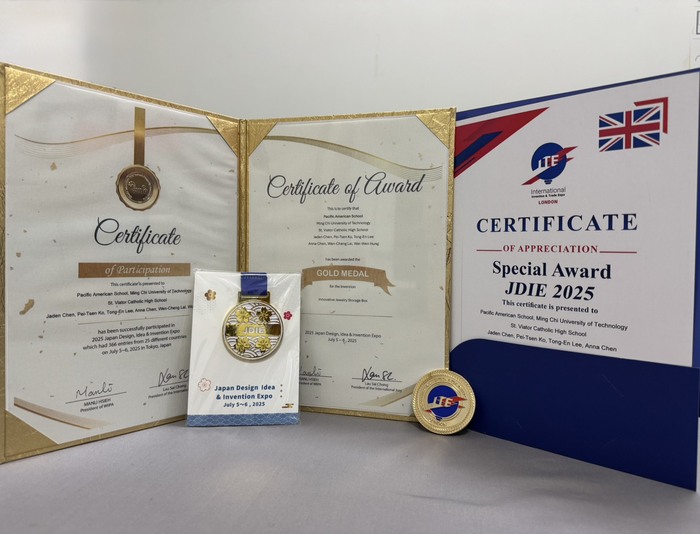 Congrats! Prof. Wen-Cheng Lai from the Department of Electronic Engineering, supervised Miss P-T Ko and Miss T-E Lee, winning the gold medal in the " 2025 Japan Design, Idea and Invention Expo "!Image