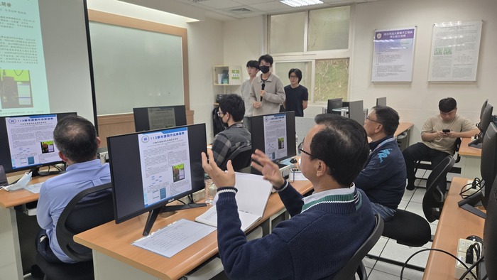 113學年度專題製作比賽圖片