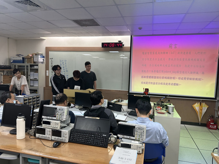 113學年度專題製作比賽圖片