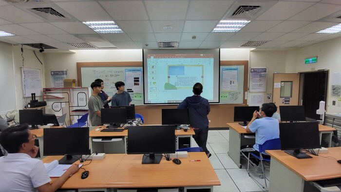 112學年度專題製作比賽圖片